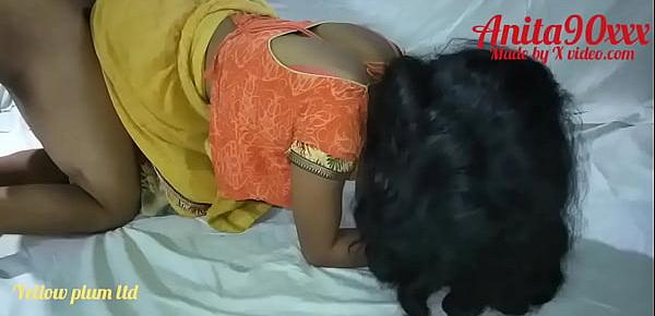  Indian Anita bhabi ko kuteya banaker choda yellow saree me
